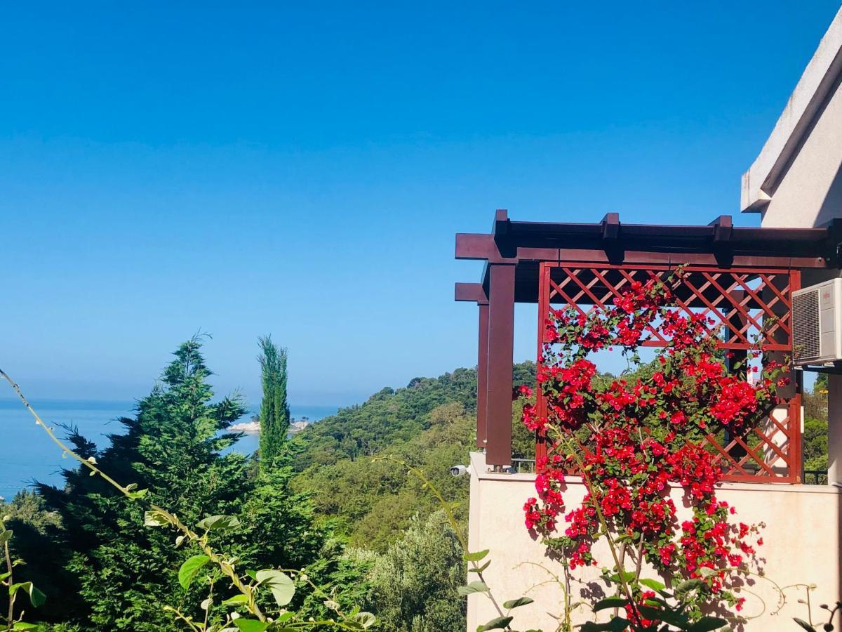 Bay View Apartments Petrovac Exterior photo
