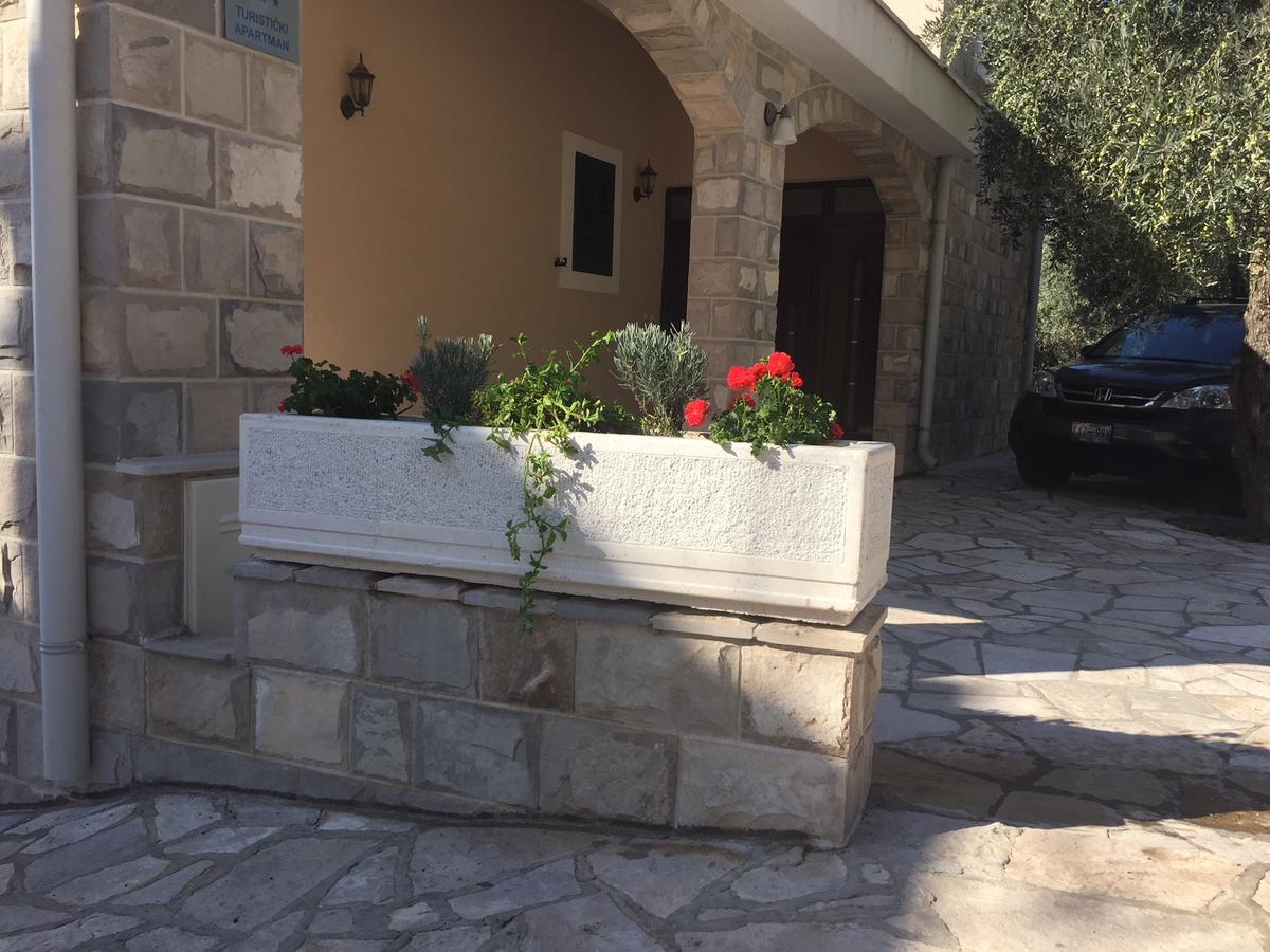 Bay View Apartments Petrovac Exterior photo